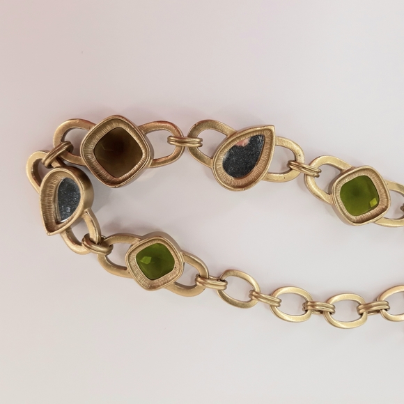 Anne Klein Vintage Mogul Heavy Brushed Satin Gold Tone Lucite Jewels Necklace - Picture 10 of 12